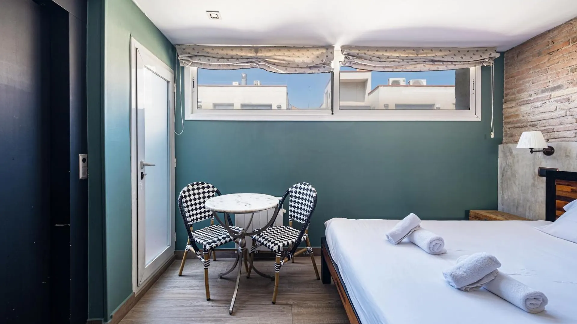 Ainb Born-Dames Apartments Barcelona